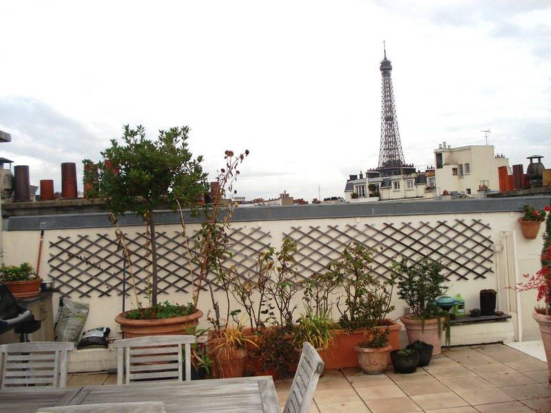 Luxury Apartment for sale in Paris wth a view to the Eiffel tower 