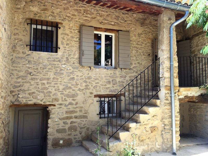 Maison de hameau en pierre à vendre à Oppède