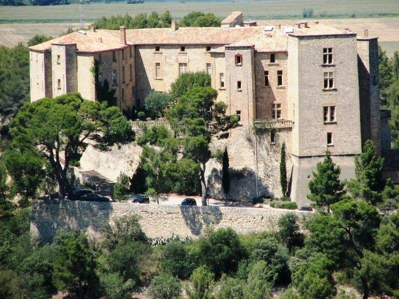 Chateau proche d'Aix en Provence