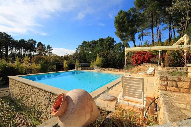 Villa avec vue sur le Luberon en vente à Roussillon