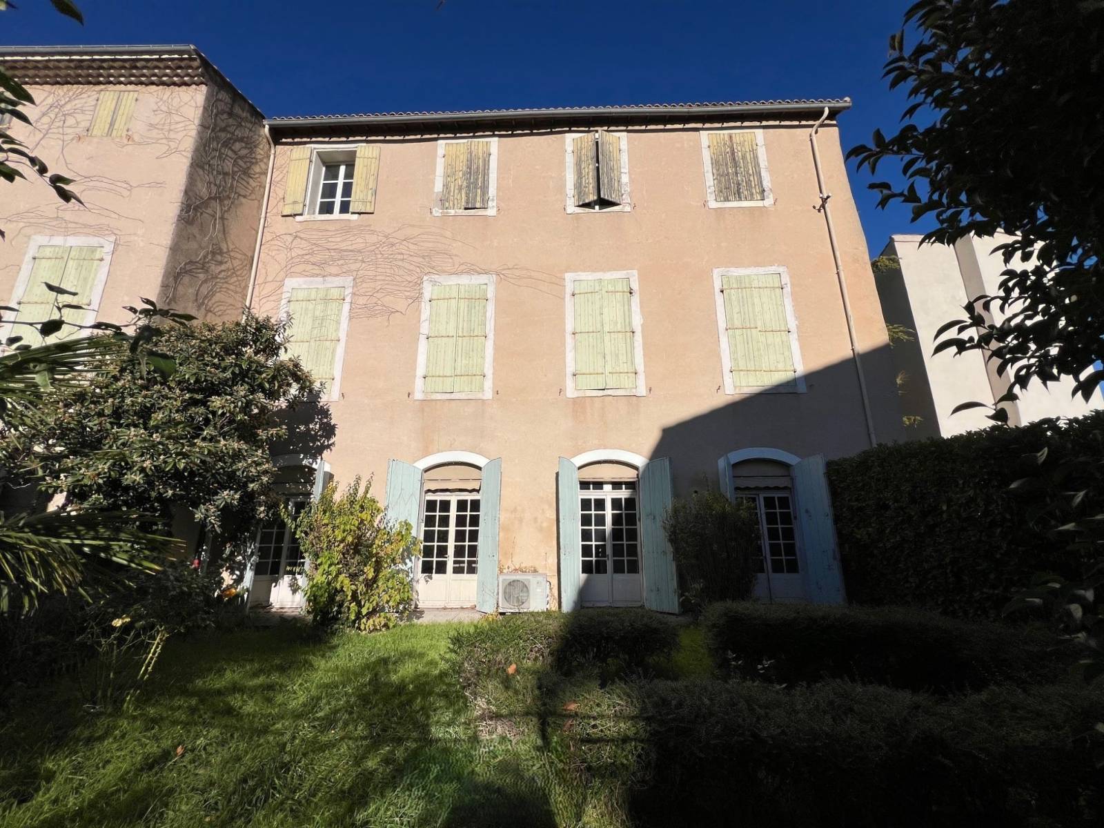real estate vaucluse