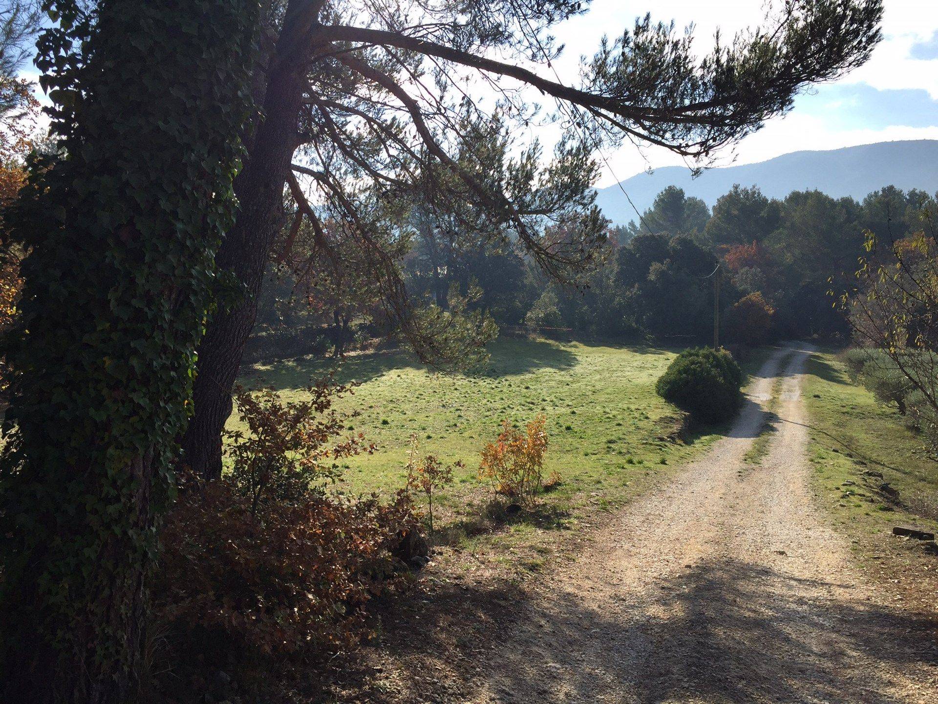 Menerbes terrain à batir avec vue