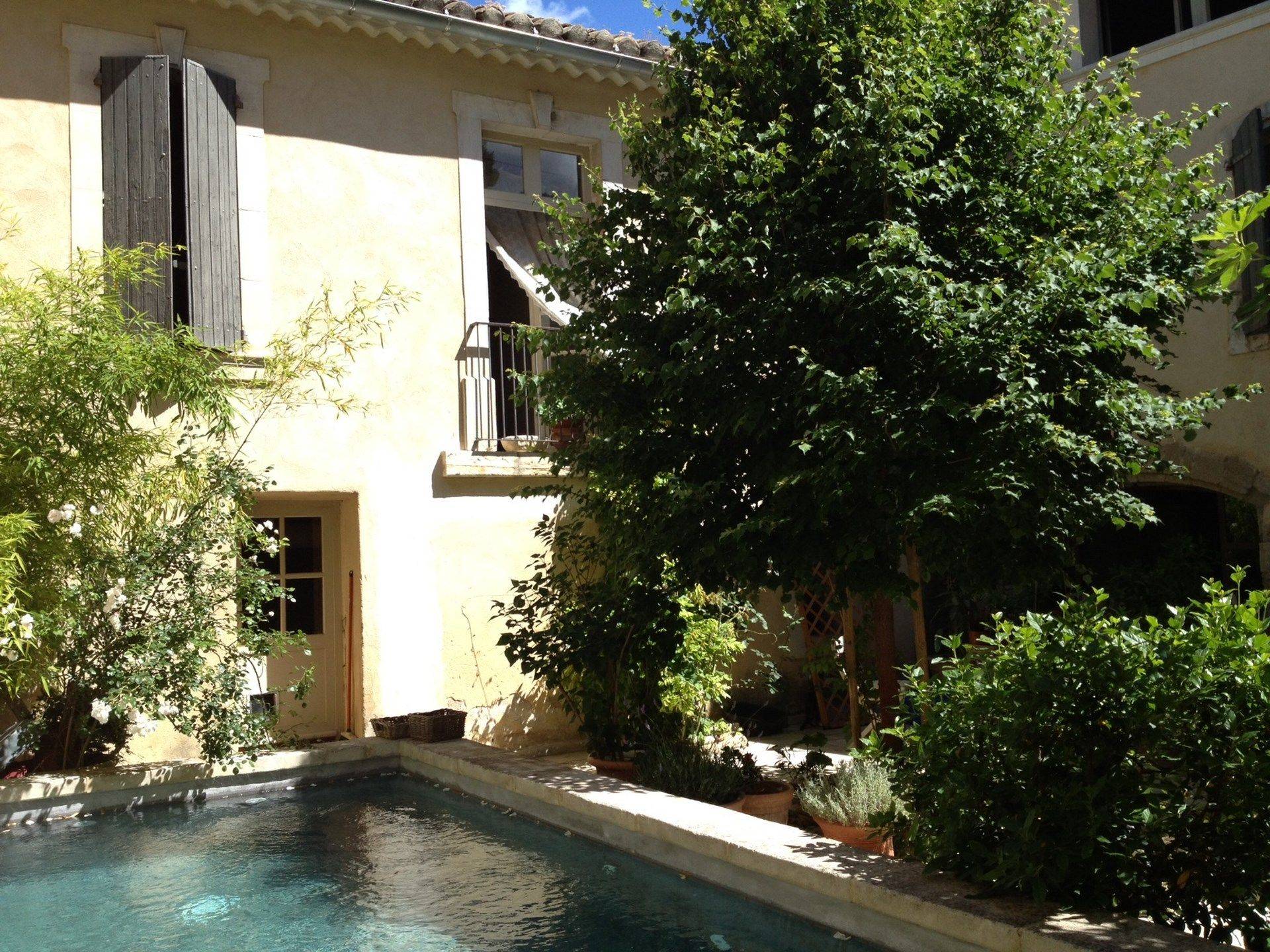 Maison de village à vendre avec piscine dans le Luberon