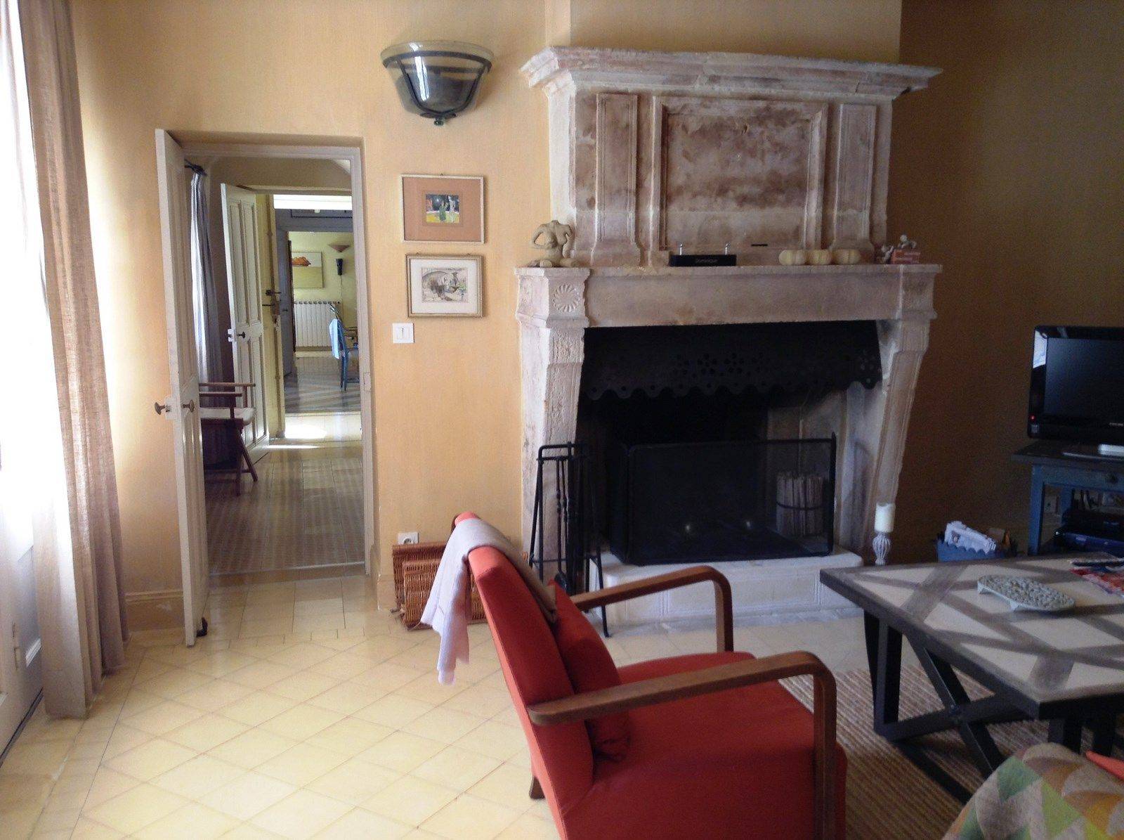 Charme et authenticité dans ce mas à vendre à Menerbes