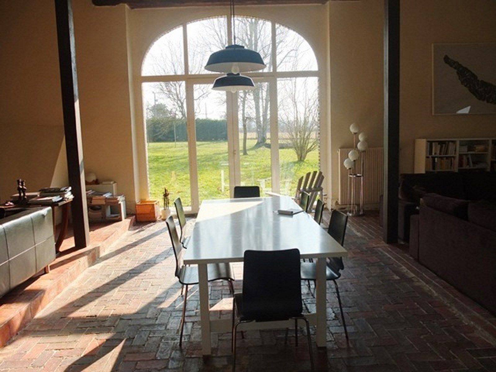 Artist's loft studio for sale near Sens in the Yonne
