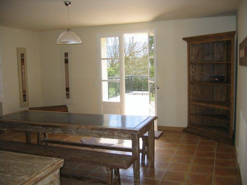 Farmhouse for sale in Bonnieux with a courtyard