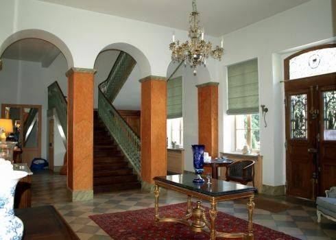 Castle for sale close to Toulouse with a nice view to the Pyrénées