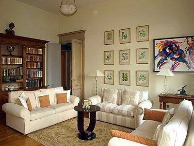 Castle for sale close to Toulouse with a nice view to the Pyrénées