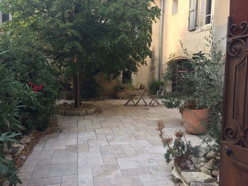 Charme et authenticité dans cette maison de village à vendre à Robion