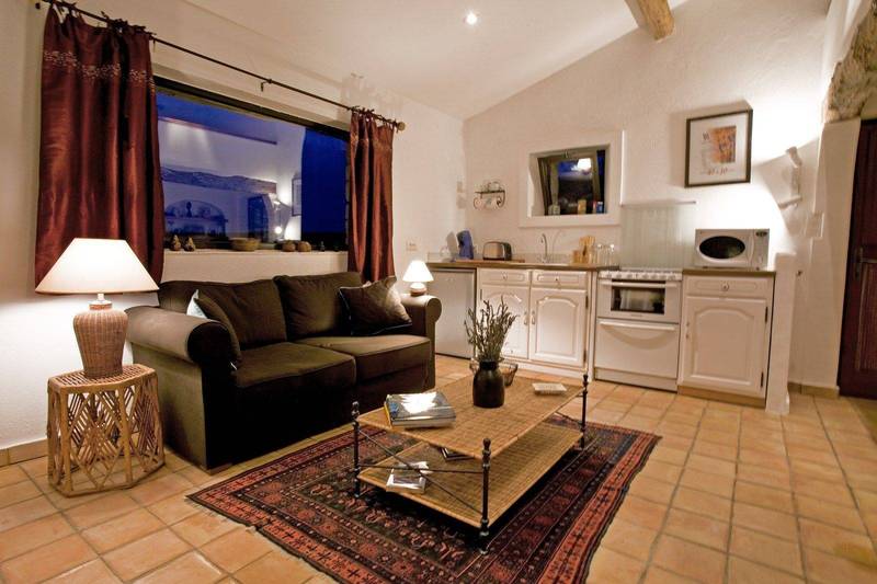 property Simiane la Rotonde 