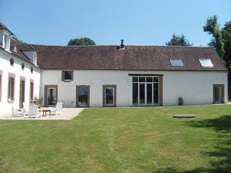 Country House with artist's studio for sale