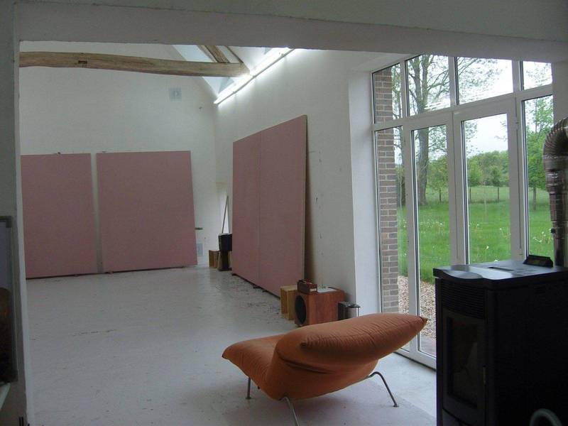 Artist's studio for sale near Sens